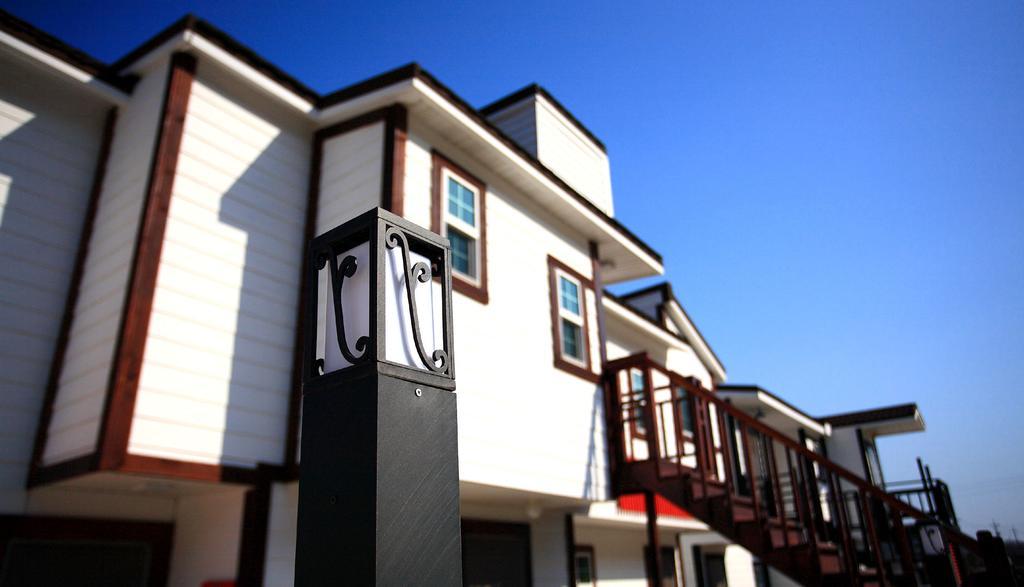 Bluesean Pension Namhae Εξωτερικό φωτογραφία